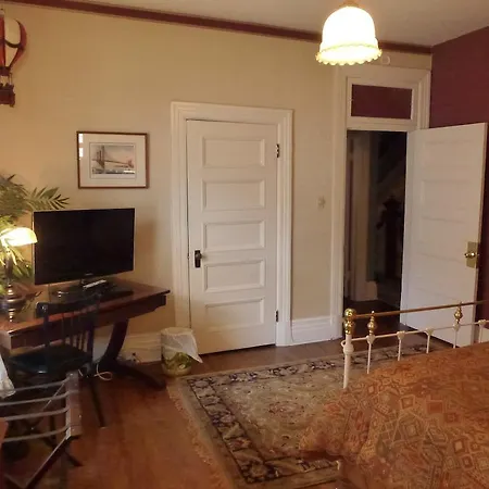 Auberge King Edward Bed And Breakfast-2